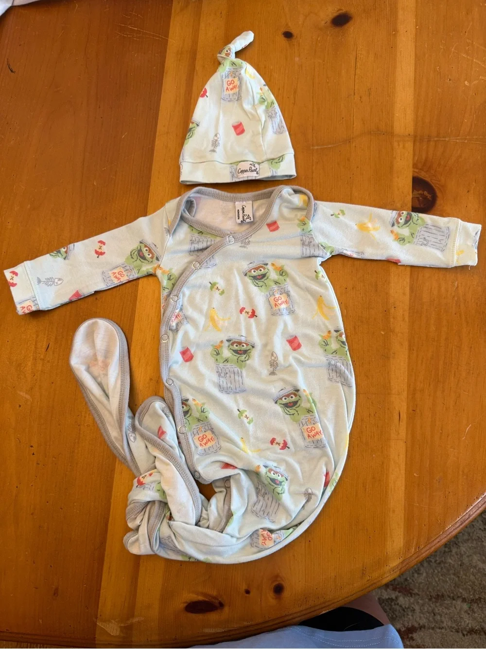 Copper Pearl Newborn Knot Gown & Hat Set- Oscar the grouch